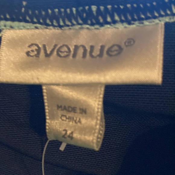 Avenue Tri-Tone Tankini Swim top - Aqua, Teal, Black - Picture 4 of 6